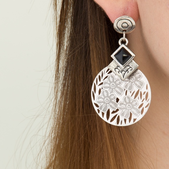 Silver Abstract Floral Earrings w/ Black Gems - Picture 2 of 2